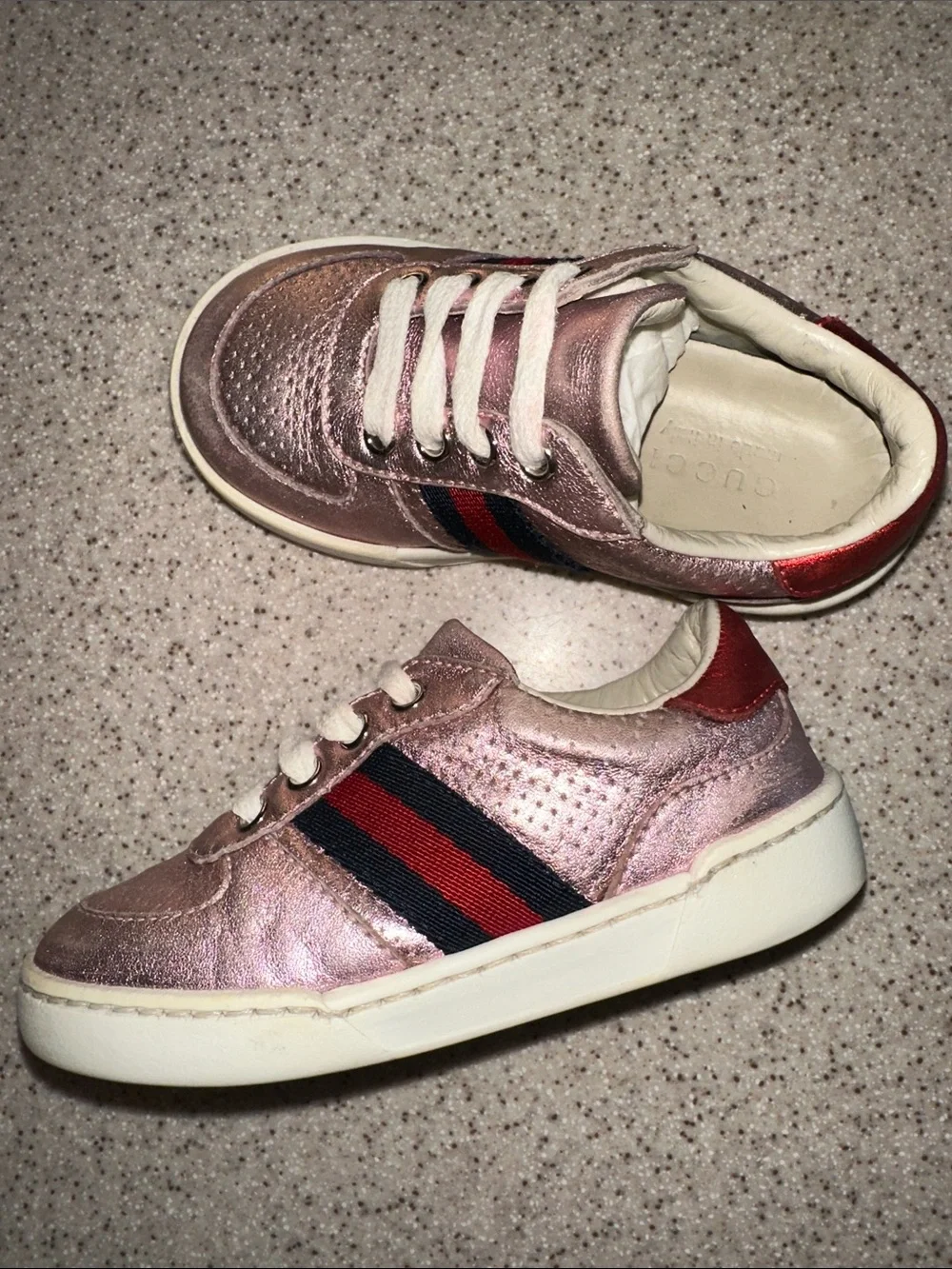 Gucci Metallic Pink Lace-Up Sneakers with Red & Black Stripe size 22 / 6